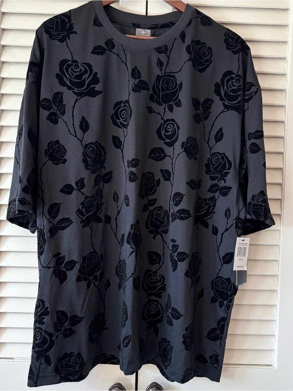 Men's Black Rose-Print Short Sleeve Tee